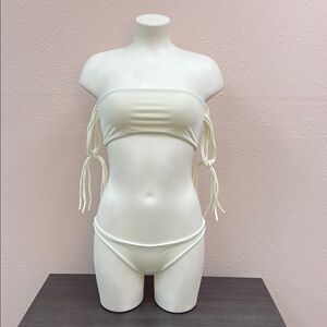 Chic White Bandeau Bikini Set